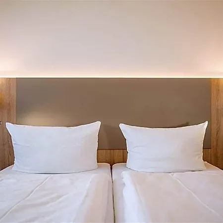 Waldhotel 3*