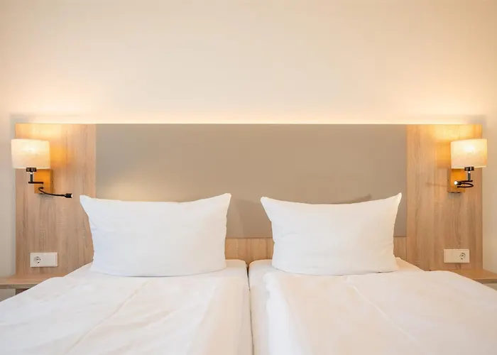 ホテル Waldhotel 3*