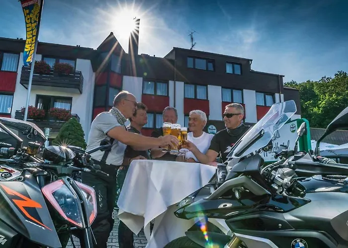 Waldhotel ホテル アイゼンバーグ